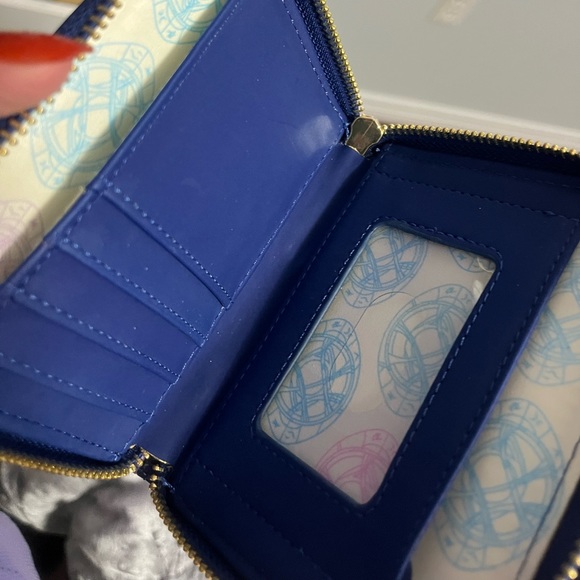 GLOW IN THE DARK Loungefly Doctor Strange MOFM mini bag and matching wallet. - Picture 4 of 6